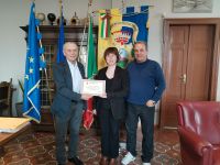 Il Sindaco Massimo Medri ha incontrato la cantautrice cervese Cristiana Constantinescu